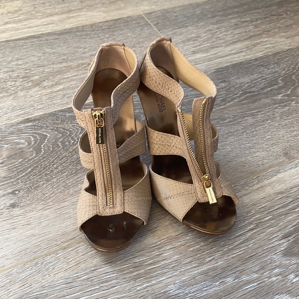Michael kors wedges